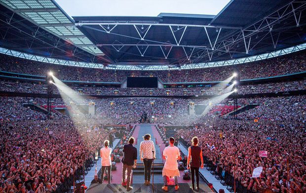 san van dong wembley 1