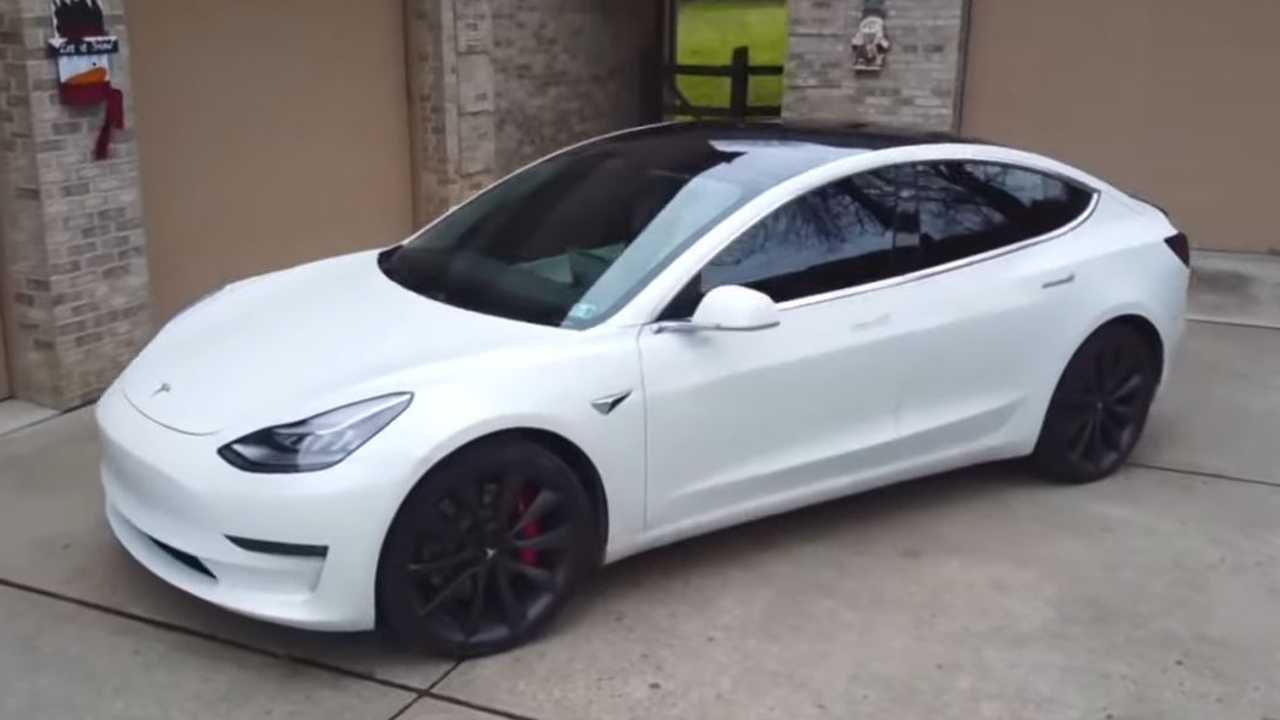 Tesla 2021 Model 3