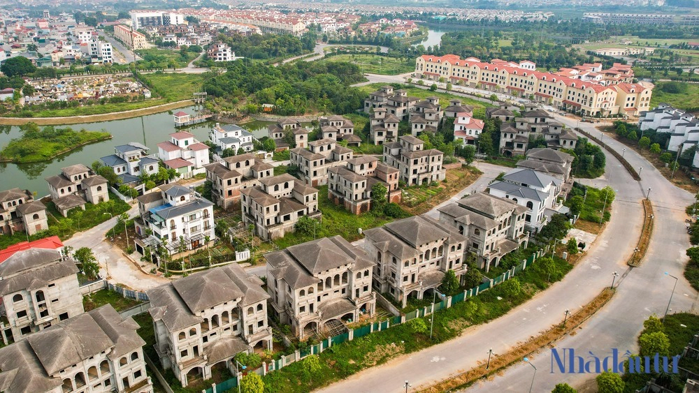 canh hoang vang trong khu do thi ha noi 1
