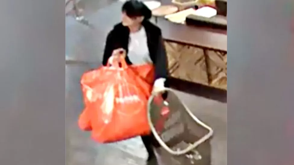 mua hang lua dao Narinder Kaur 1