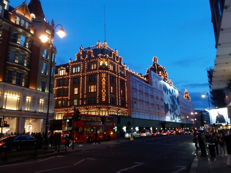 thien duong xa xi pham harrods 1