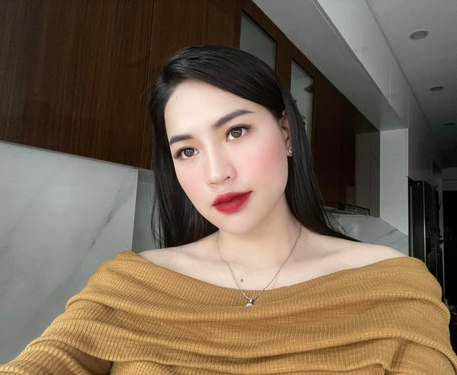 vo ha linh live stream 1