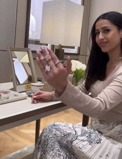 vo trieu phu dubai 1