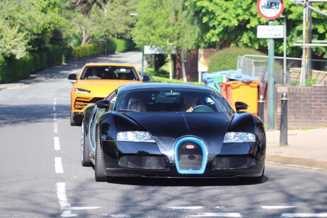 sieu xe dau day duong Alderley Edge 1