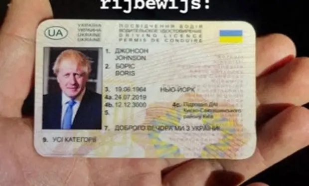 bang lai xe gia boris johnson