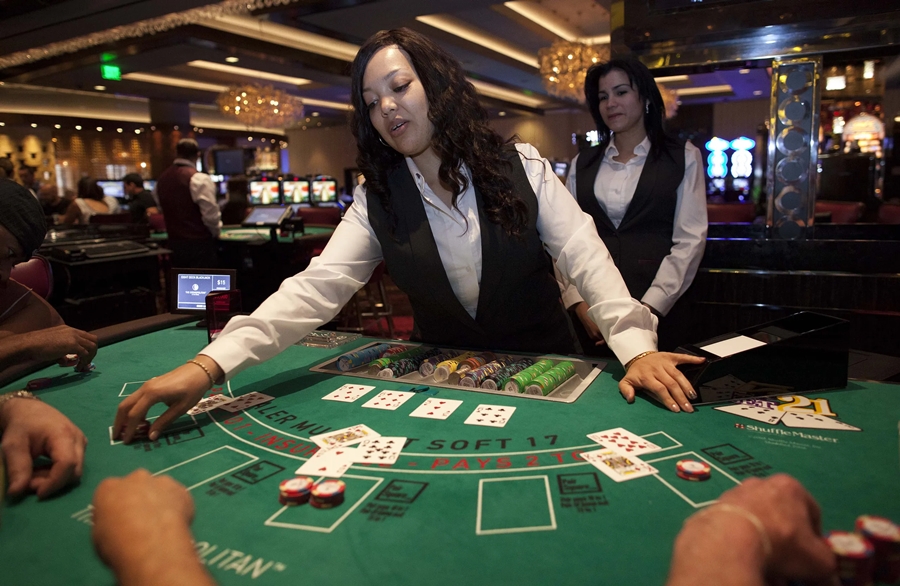 nghe casino dealer