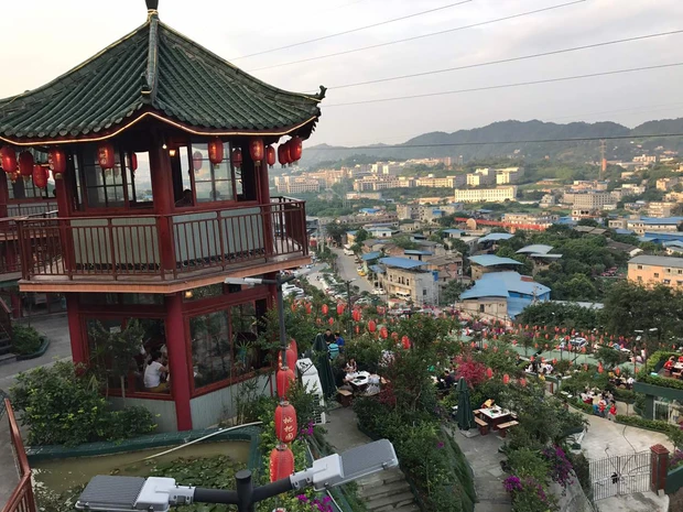 nha hang lau trung khanh 1