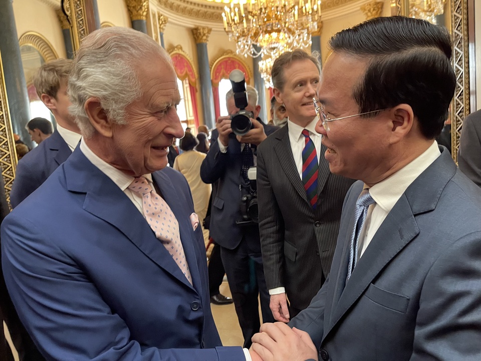 ong vo van thuong gap vua charles 1