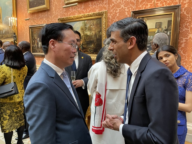 ong vo van thuong gap vua charles 1