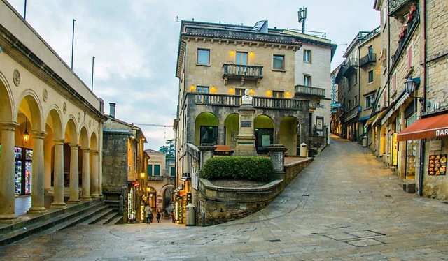 San Marino 1