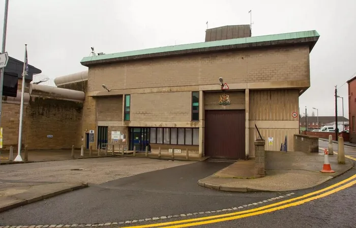 nha tu HMP Wakefield 1