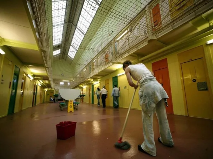 nha tu HMP Wakefield 1