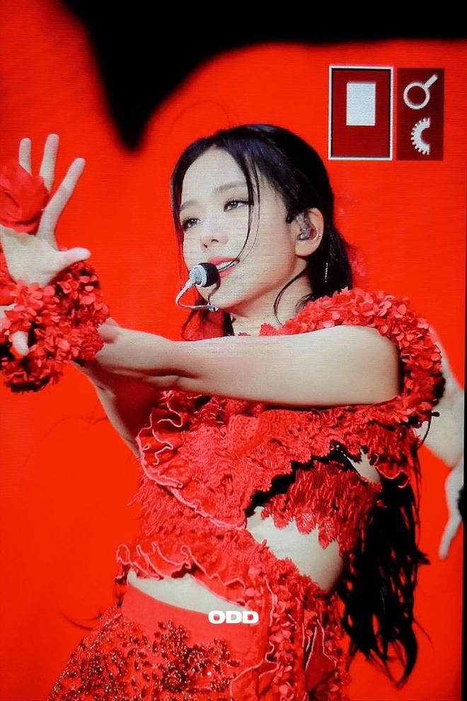 blackpink BST Hyde Park 1