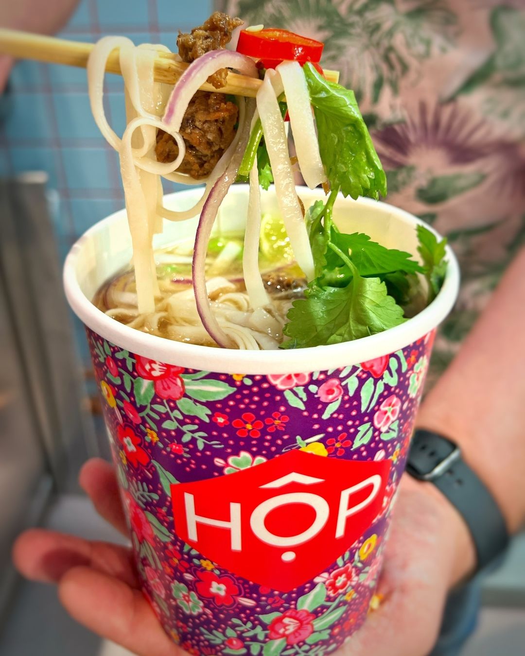 hop nha hang 1