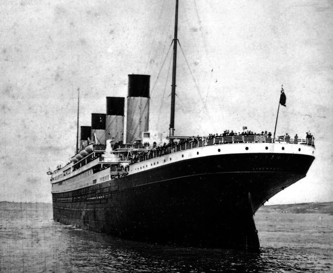 xac tau titanic thu hut 1