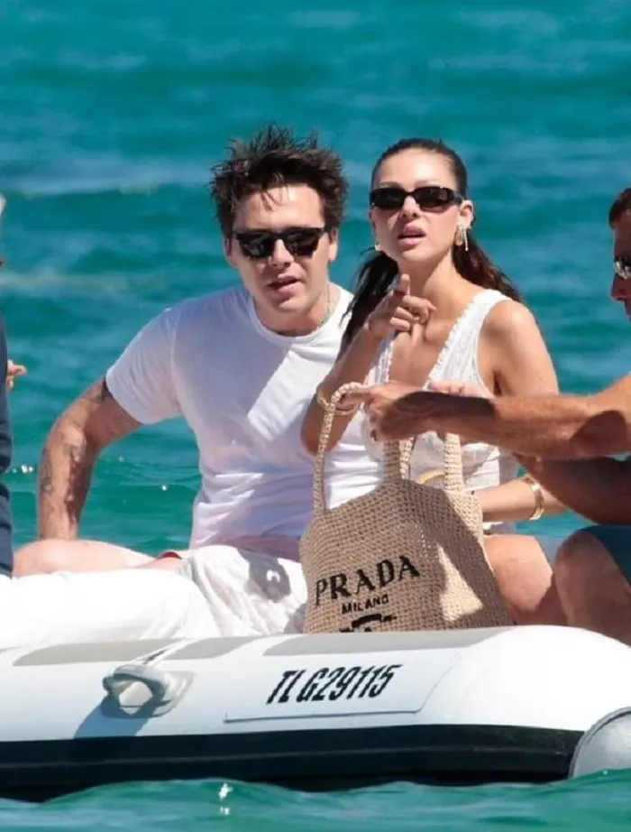 brooklyn beckham bat tai 1
