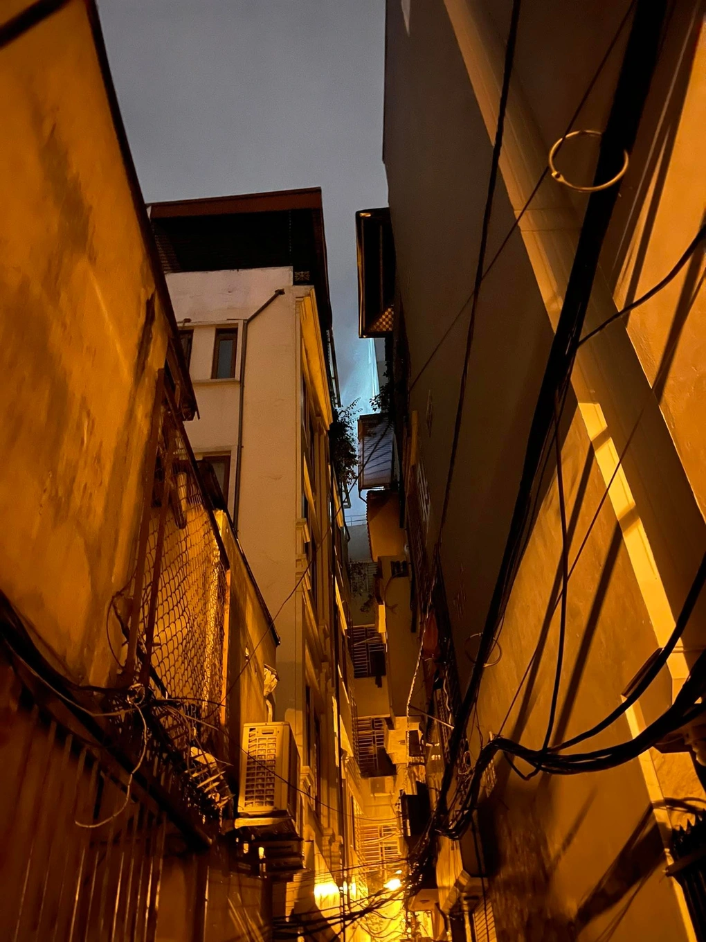 chay chung cu ha noi 1