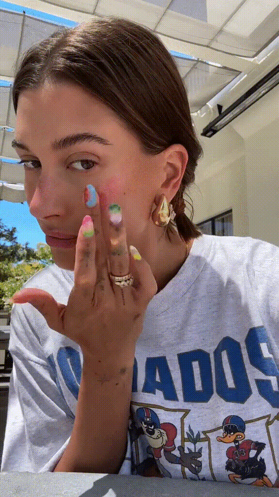 hailey bieber 1