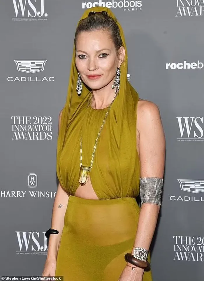 kate moss gia nua 0