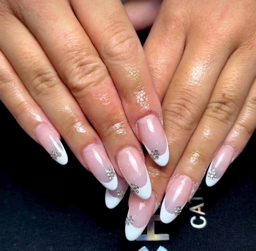 nail hong don thu 1