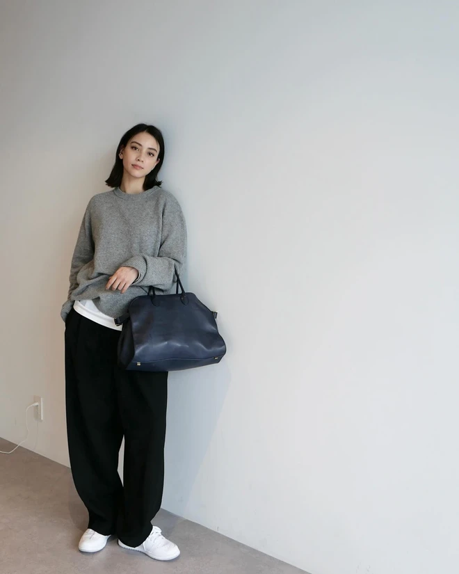 Margaux the row 1