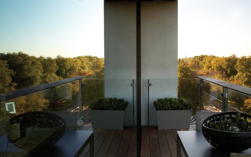 one hyde park 1