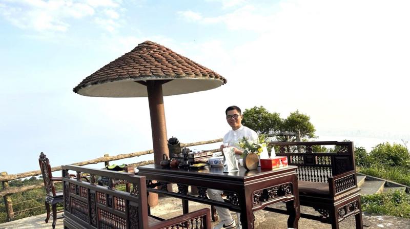 bill gates hoang anh suong dinh ban co 1