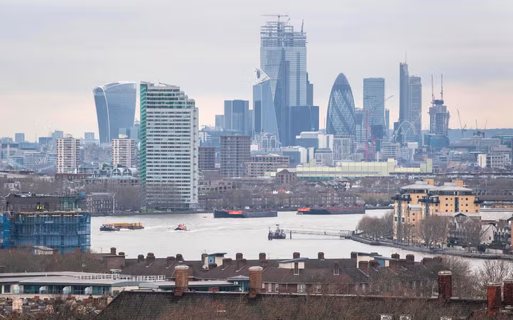 duong chan troi london