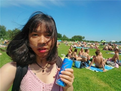 tro thanh hotgirl o ha lan 1