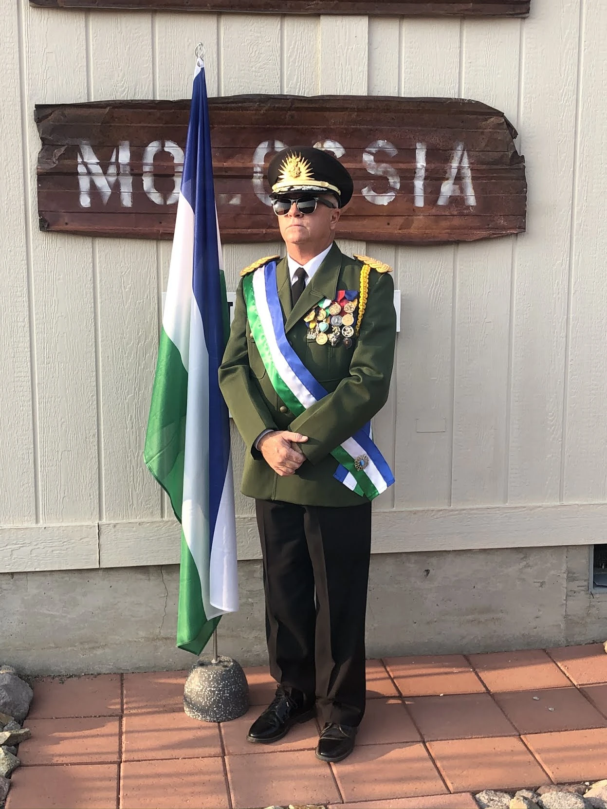 Molossia 1