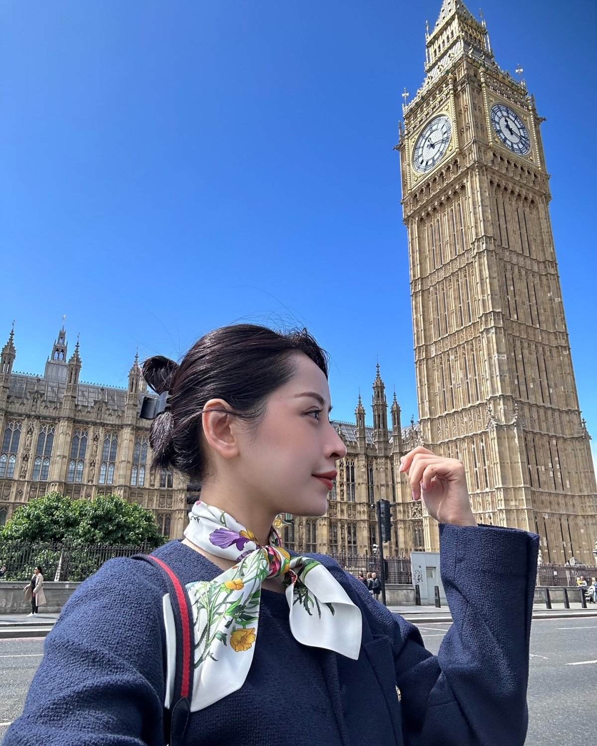 chi pu nha hang tai anh 1