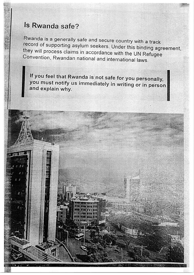 hon 100 nguoi toi rwanda 1