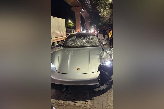 lai xe porsche