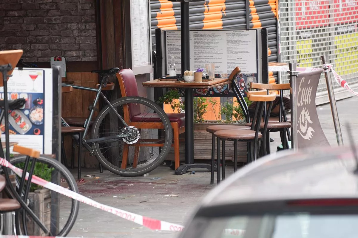 nha hang xa sung hackney 1