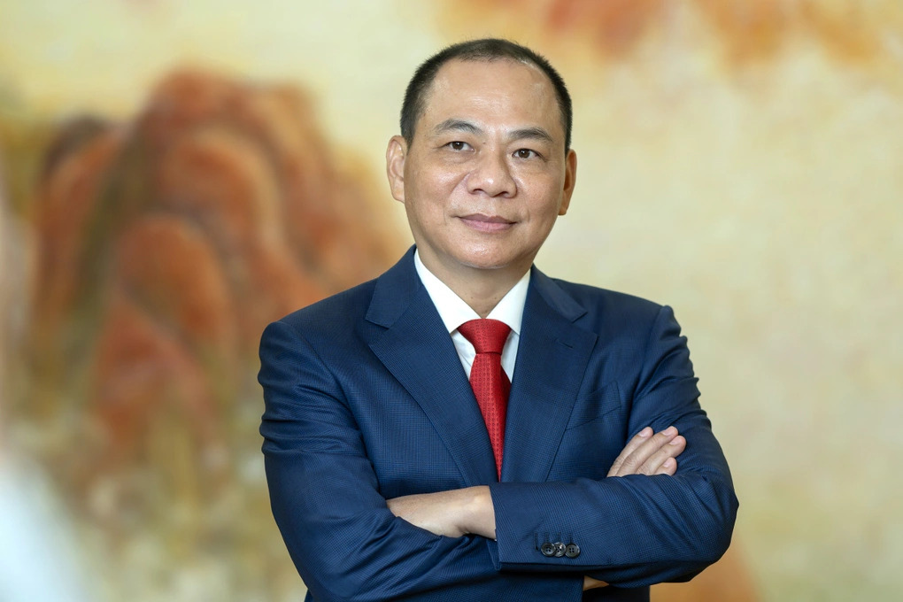 pham nhat vuong ho tro vinfast