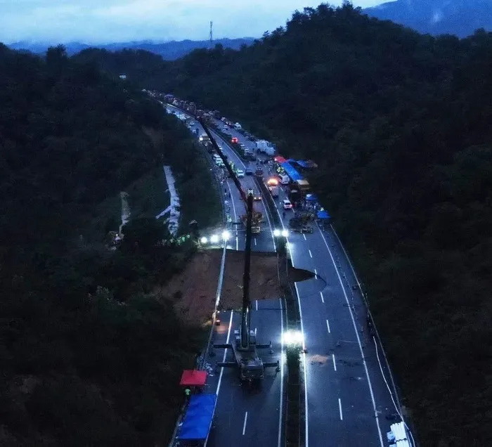 tham hoa toan cau 1