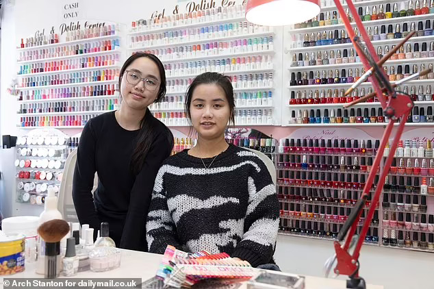 tiem nail canh tranh 1