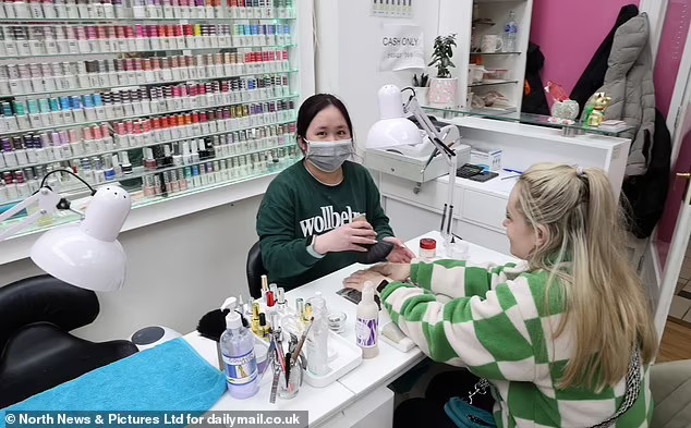 tiem nail viet tang gia 1