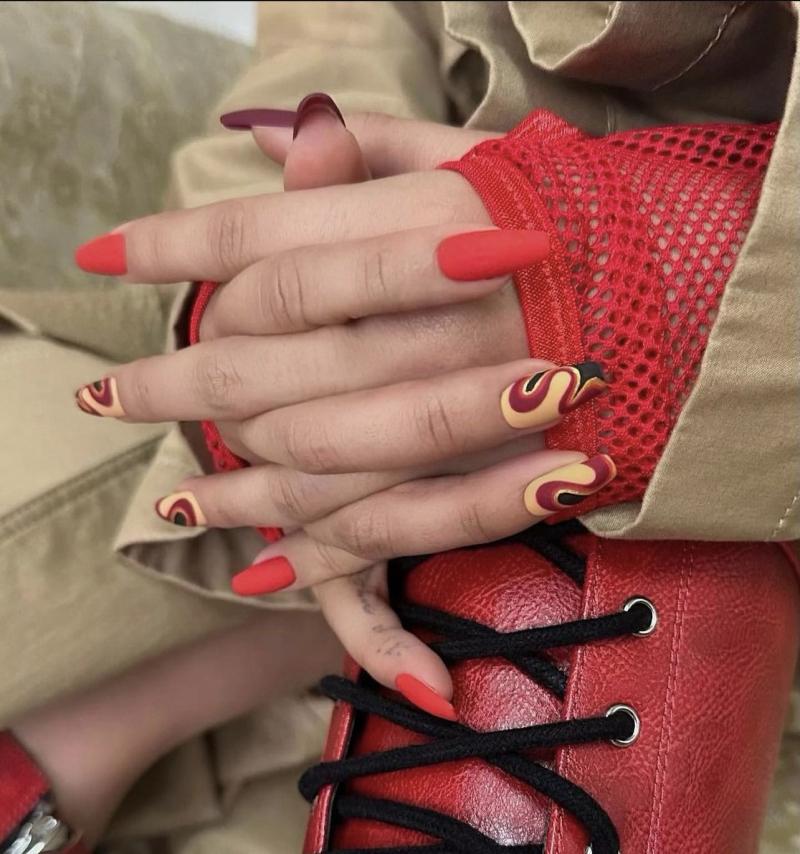 top tho nail 1