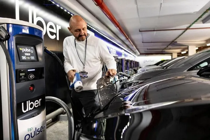 uber xe dien