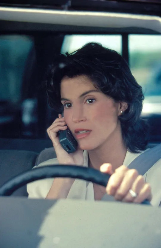 Jami Gertz 1