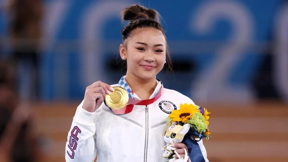 Sunisa Lee 1