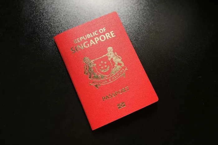 ho chieu singapore on top