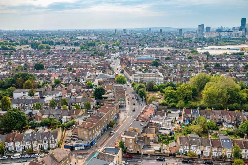 thue phong re london 1