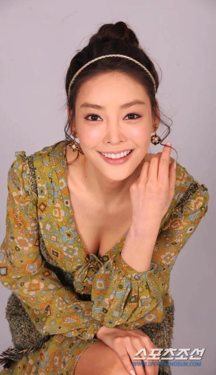 Jang Ja Yeon 1