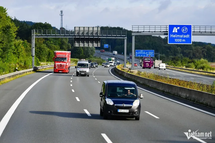cao toc Autobahn duc 1