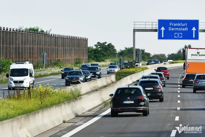 cao toc Autobahn duc 1