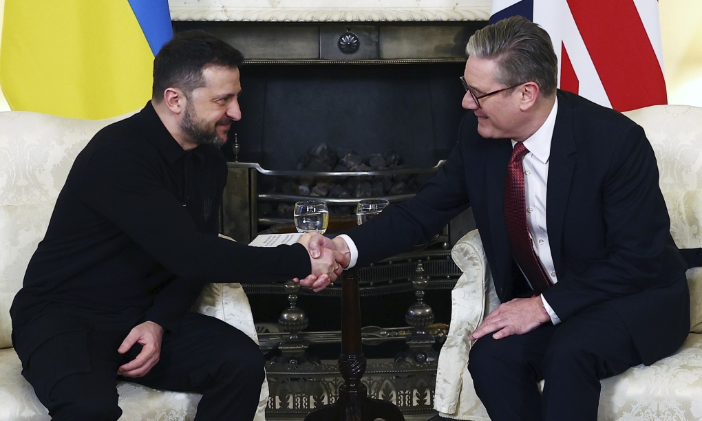 cho ukraine vay tien