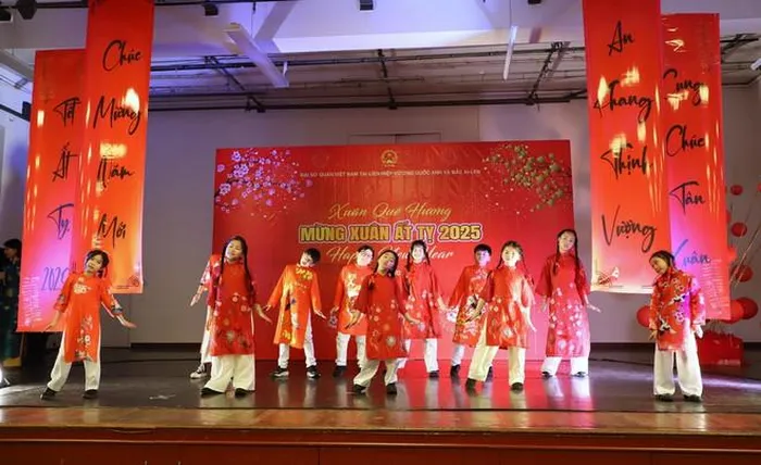 kieu bao anh mung xuan 1