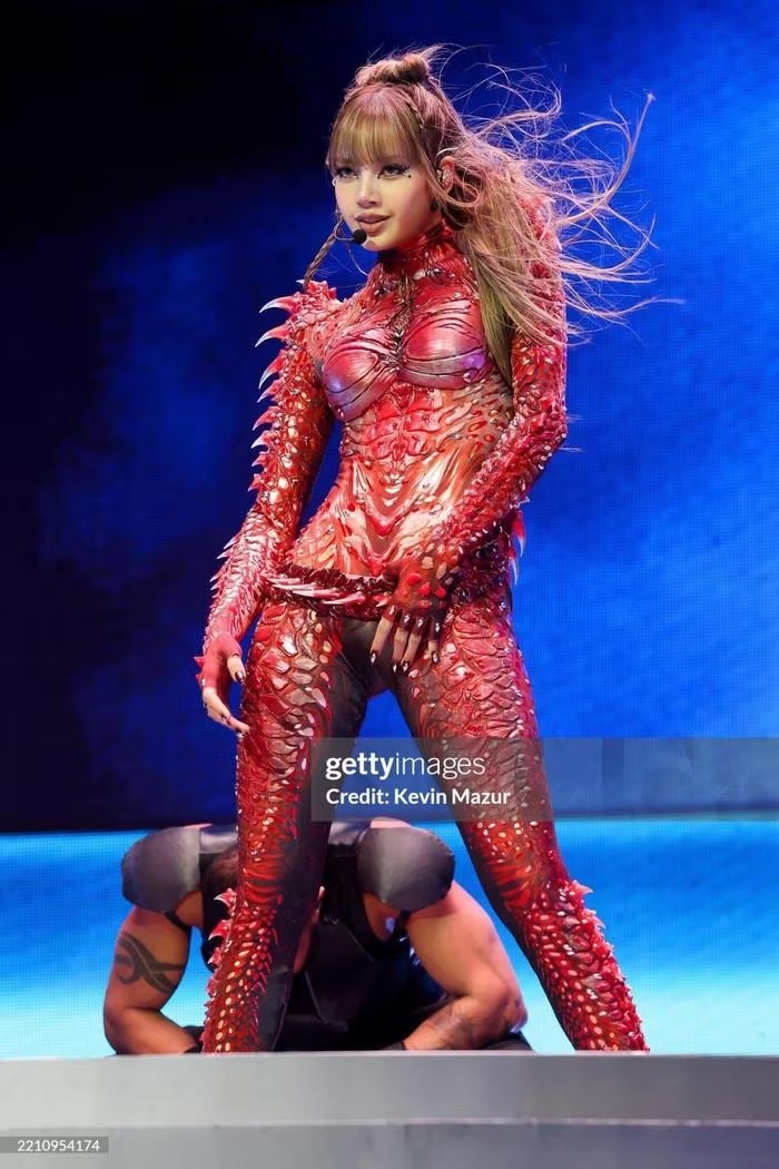 lisa Coachella 1